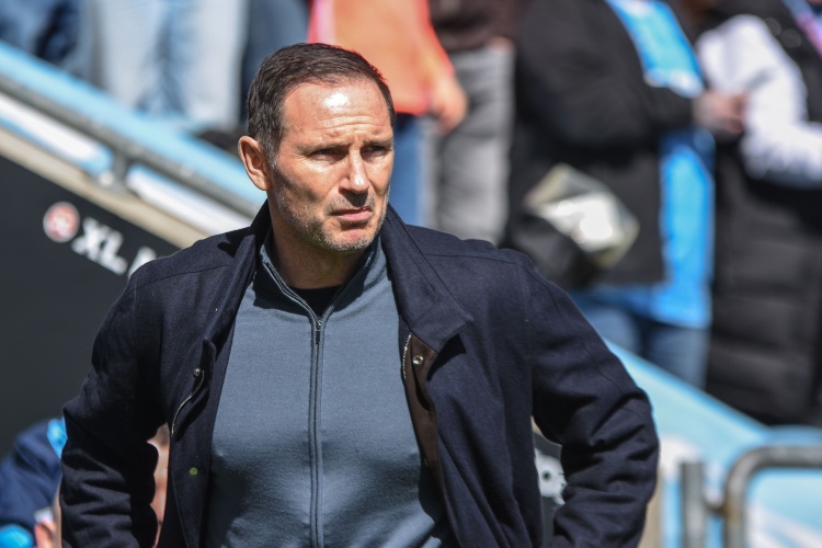 电竞赛事-BBC谈切尔西绯闻主帅：阿隆索没消息，法布雷加斯兰帕德不太可能